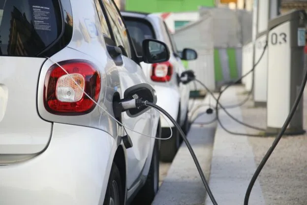 Why Electric Taxi is a Smart Choice